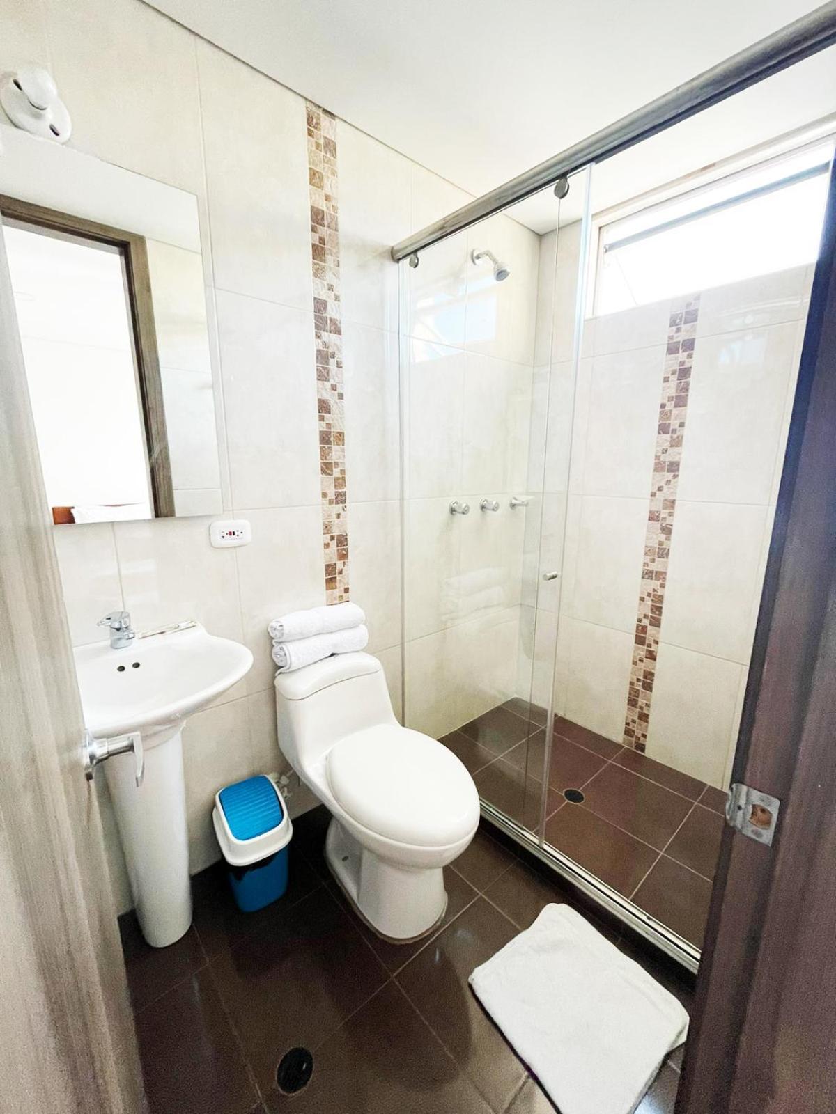 בוגוטה Hotel Portal De Los Andes מראה חיצוני תמונה