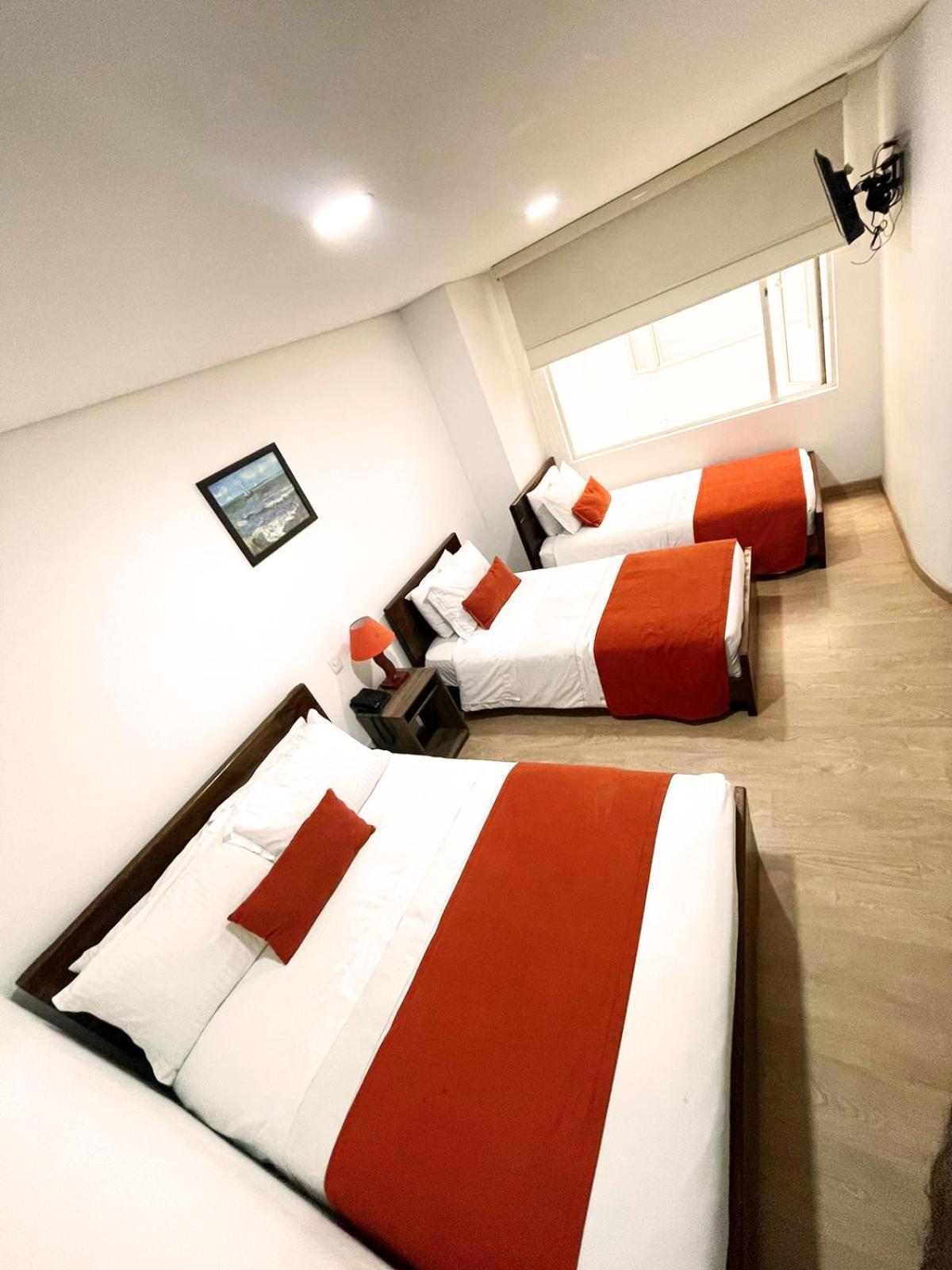 בוגוטה Hotel Portal De Los Andes מראה חיצוני תמונה