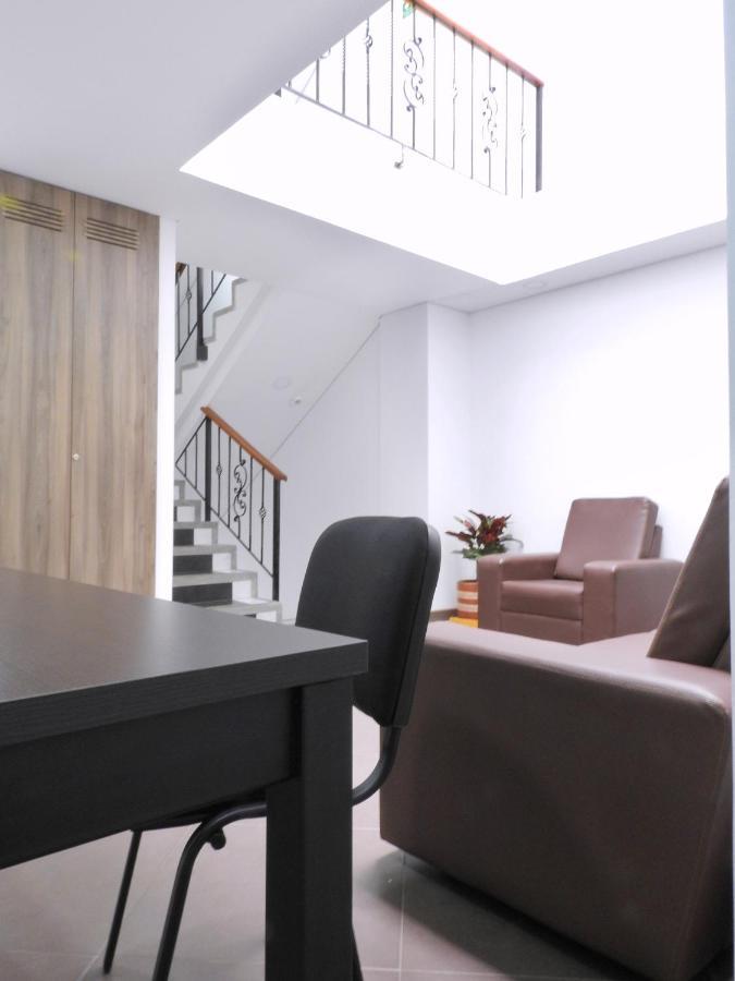 בוגוטה Hotel Portal De Los Andes מראה חיצוני תמונה