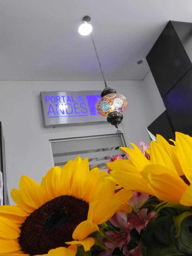 בוגוטה Hotel Portal De Los Andes מראה חיצוני תמונה