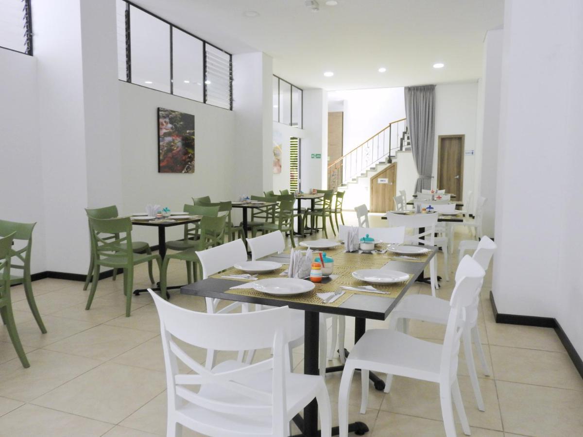 בוגוטה Hotel Portal De Los Andes מראה חיצוני תמונה